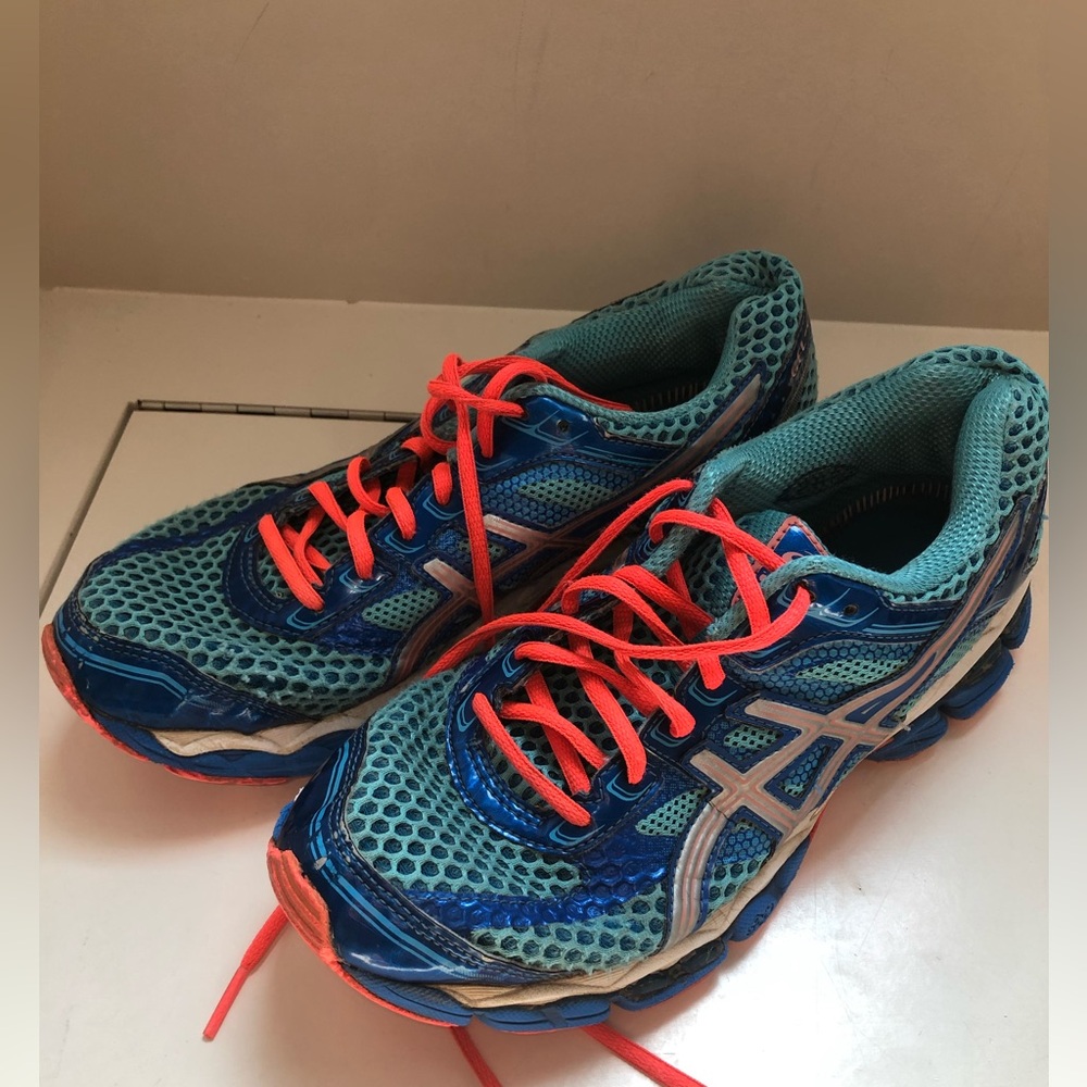 Oasis Running Shoe
